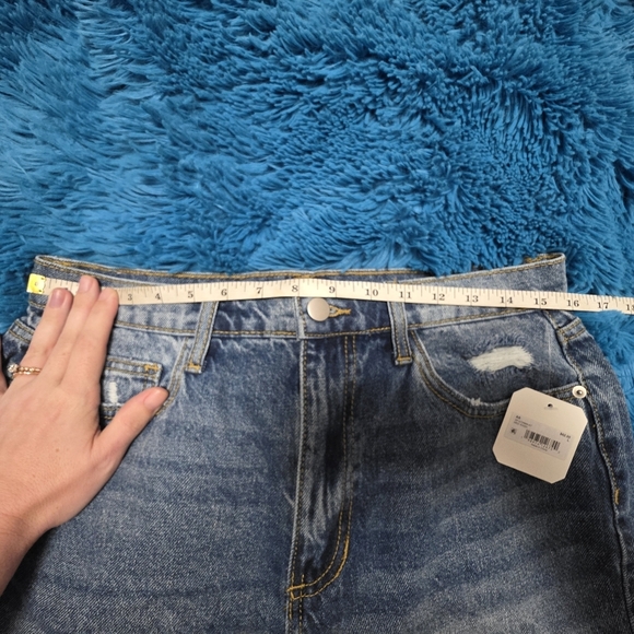 Altar'd State Denim Shorts NWT Size Large - Picture 10 of 10